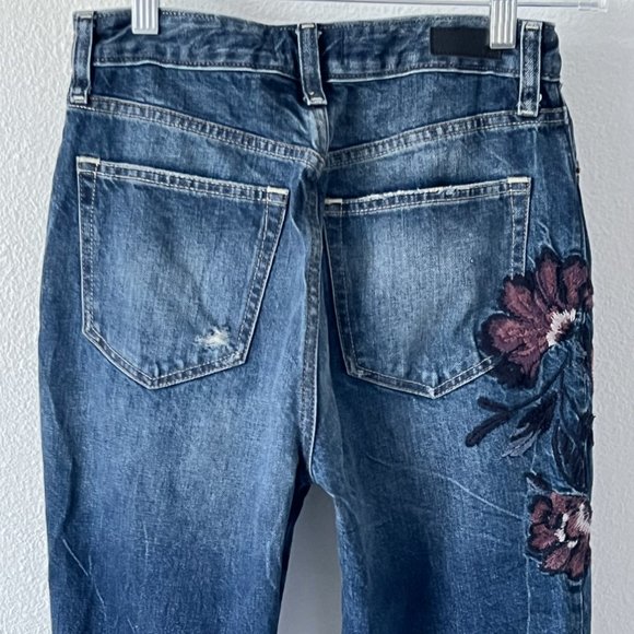 Abercrombie & Fitch Annie High Rise Boho Embroidered Floral Girlfriend Jeans - Picture 5 of 14